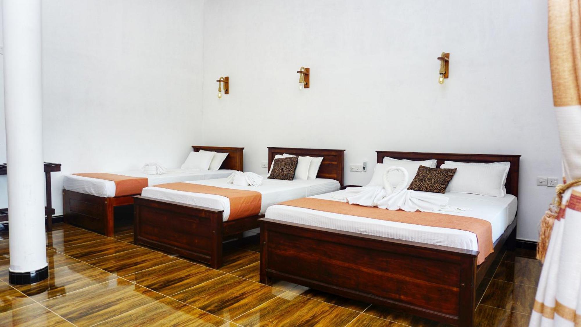 Sigiri Dilu Villa Sigiriya Exteriör bild